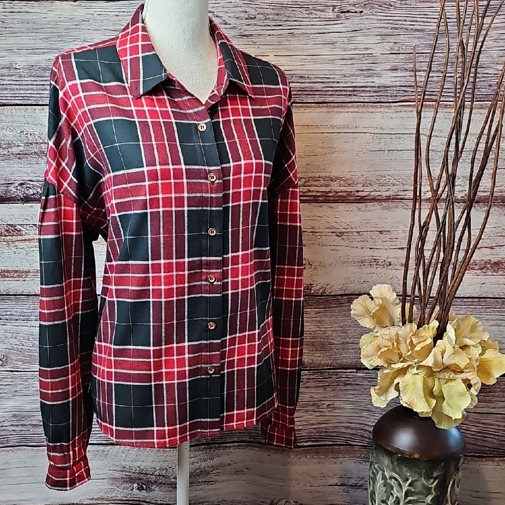 NEW ARIAT URBAN JUNGLE RED PLAID BUTTON-UP SHIRT